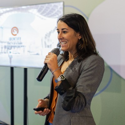 Noelia Losantos | Identify